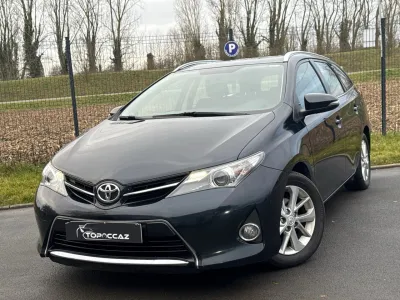 Toyota AURIS TOURING SPORTS 90 D-4D DYNAMIC BUSINESS * 11/2015 * CAMERA * GARANTIE