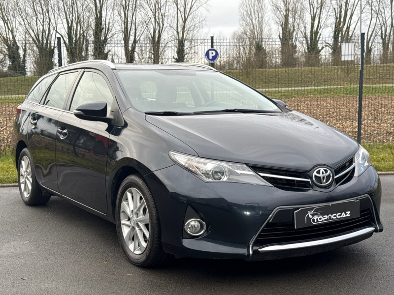 Toyota AURIS TOURING SPORTS 90 D-4D DYNAMIC BUSINESS * 11/2015 * CAMERA * GARANTIE