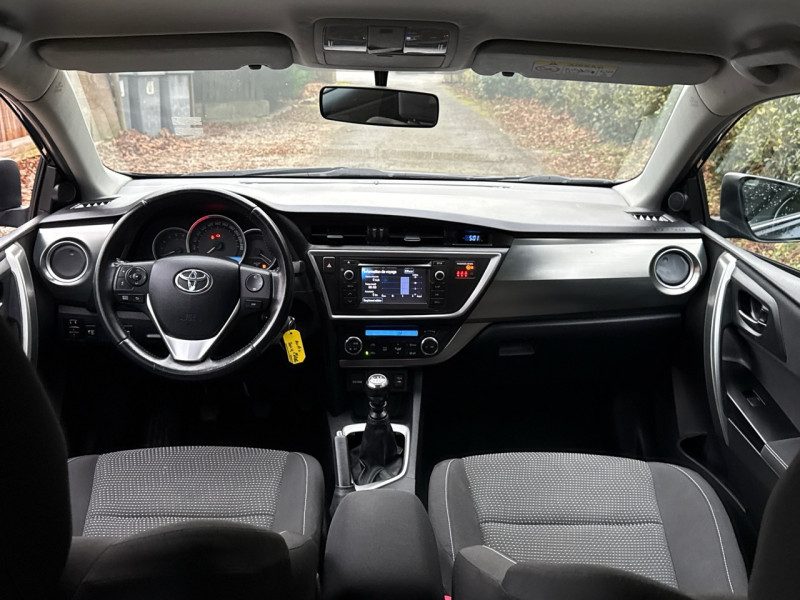 Toyota AURIS TOURING SPORTS 90 D-4D DYNAMIC BUSINESS * 11/2015 * CAMERA * GARANTIE