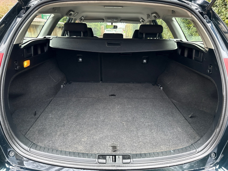 Toyota AURIS TOURING SPORTS 90 D-4D DYNAMIC BUSINESS * 11/2015 * CAMERA * GARANTIE