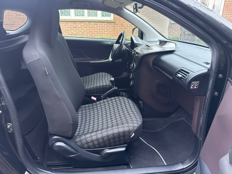 Toyota IQ 68 VVT-I IQ² 89.000KM * 2012 * GARANTIE