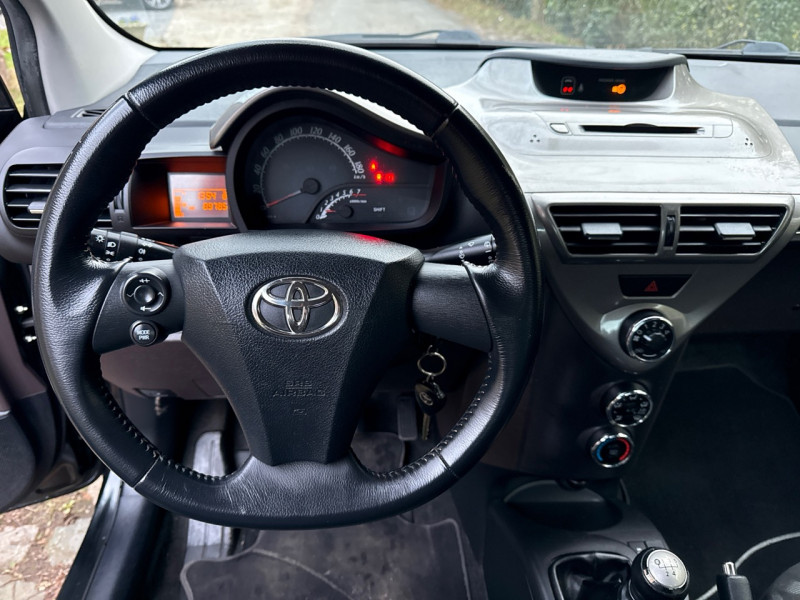 Toyota IQ 68 VVT-I IQ² 89.000KM * 2012 * GARANTIE