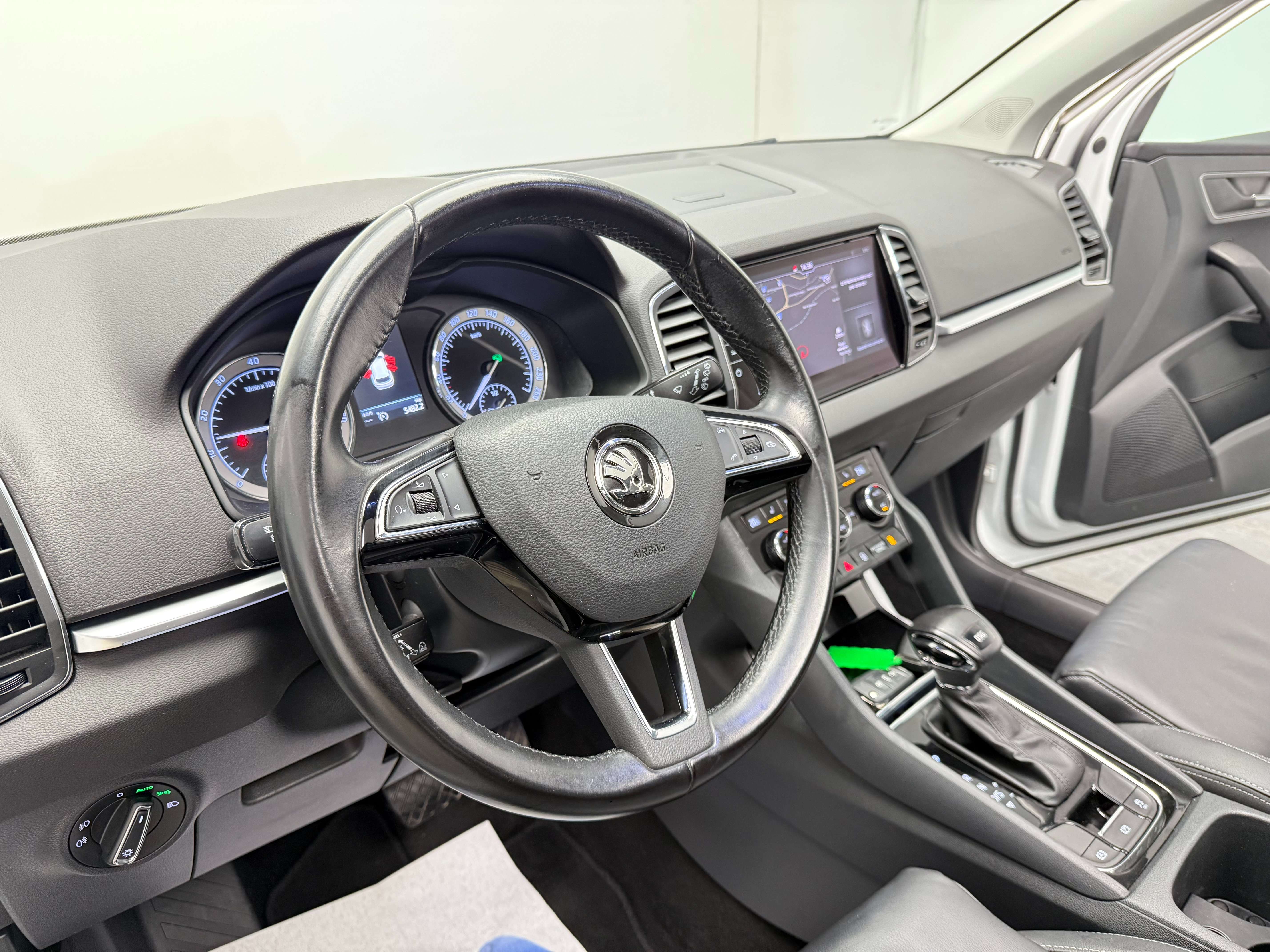Skoda Karoq 1.0 TSI DSG *CARPLAY*CAMERA*SIEGES CHAUFF*GARANTIE
