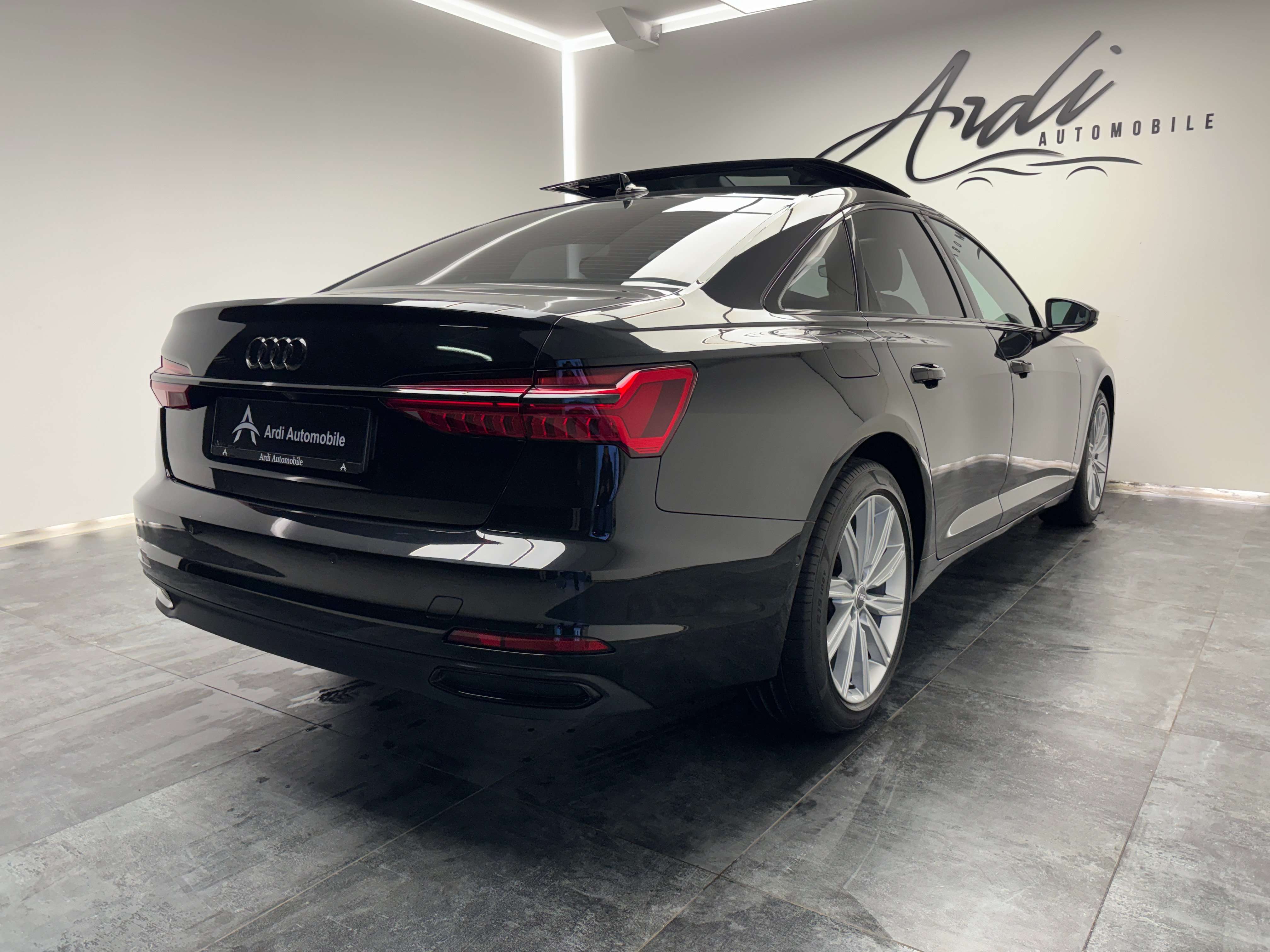 Audi A6 2.0 TDi  *S LINE*CARPLAY*TOIT OUV*CAMERA*GARANTIE*