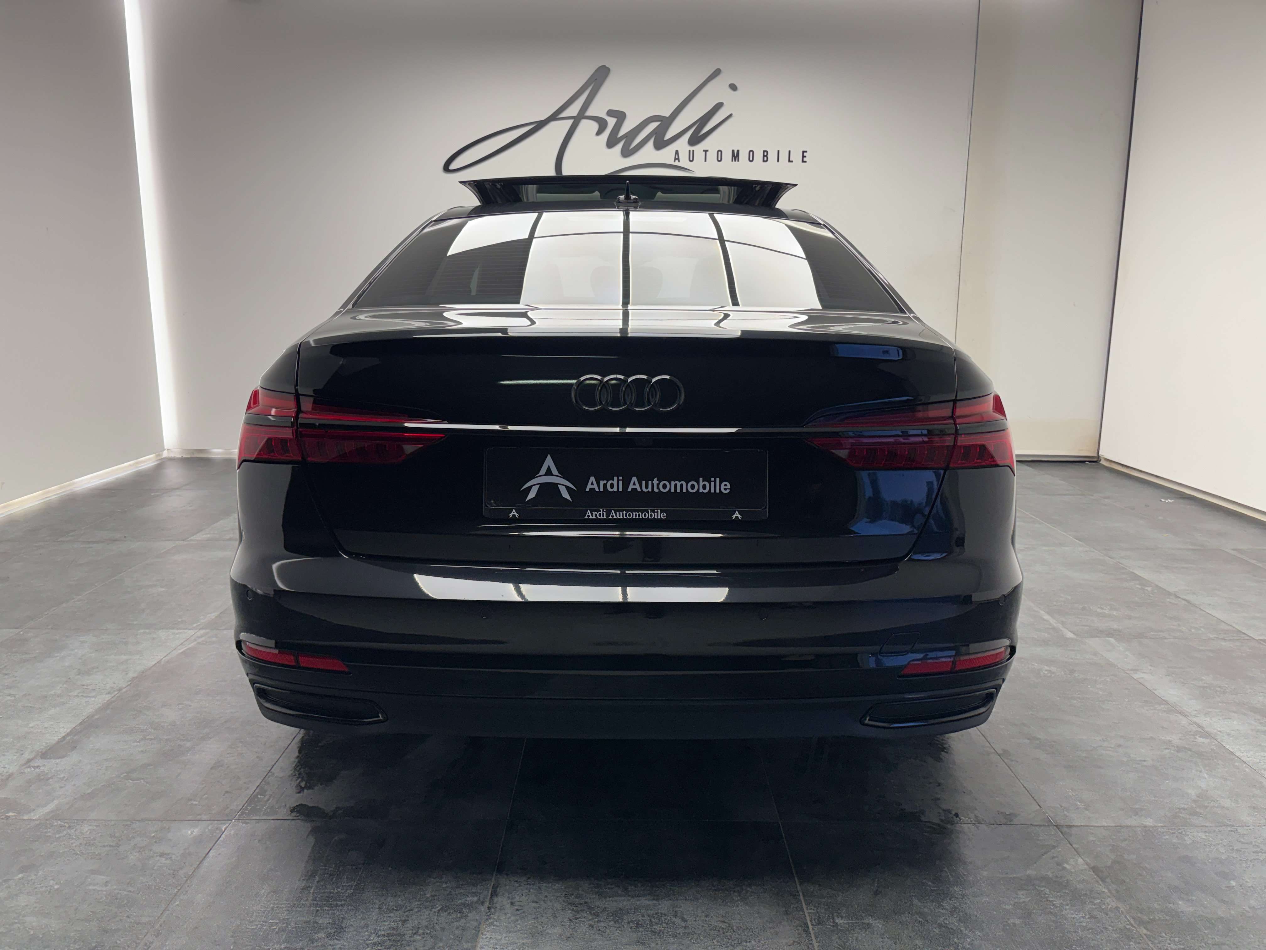 Audi A6 2.0 TDi  *S LINE*CARPLAY*TOIT OUV*CAMERA*GARANTIE*