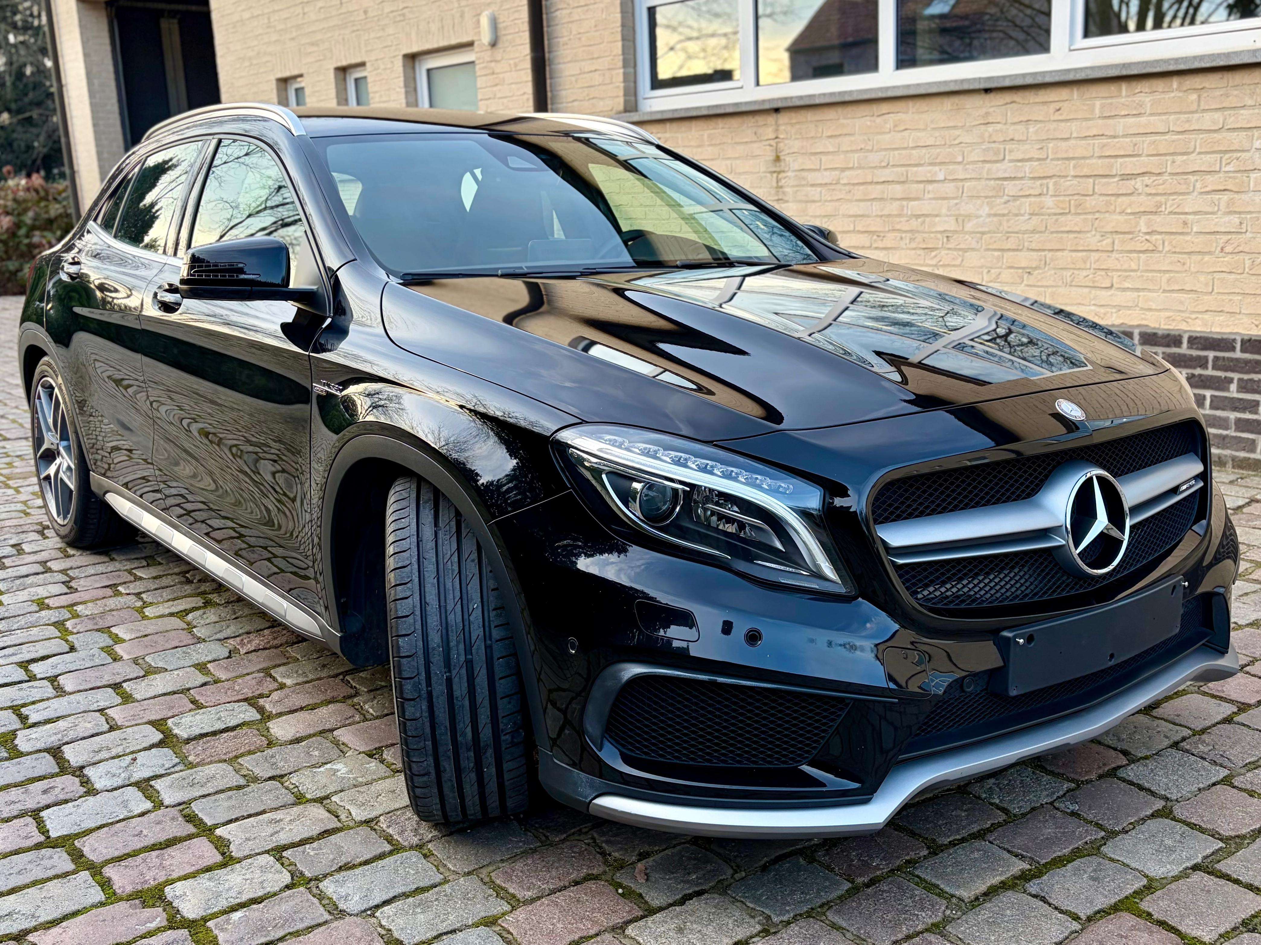 Mercedes-Benz GLA 45 AMG 4-Matic Harman Kardon  ### 67000 km ###