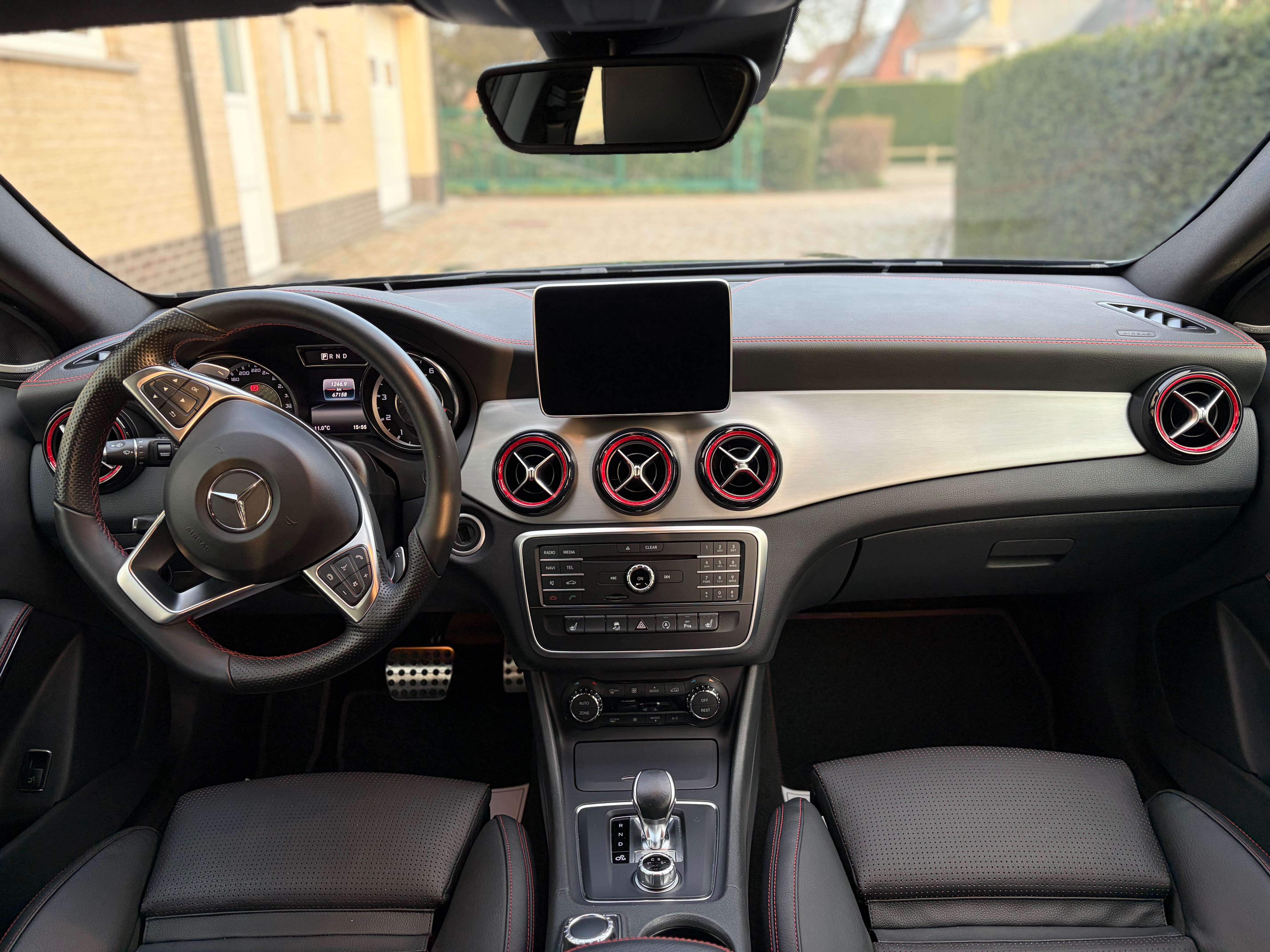 Mercedes-Benz GLA 45 AMG 4-Matic Harman Kardon  ### 67000 km ###