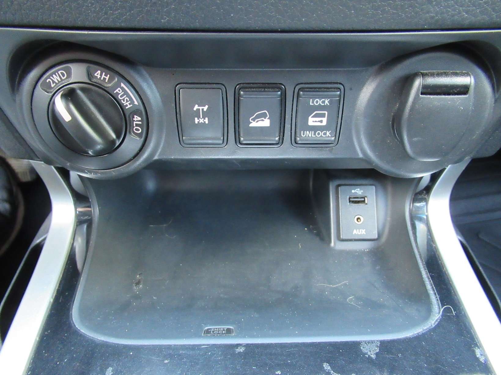 Nissan Navara NP300 Double Cab 5plaats 4x4 Autom.-Leder-Navi-A/C