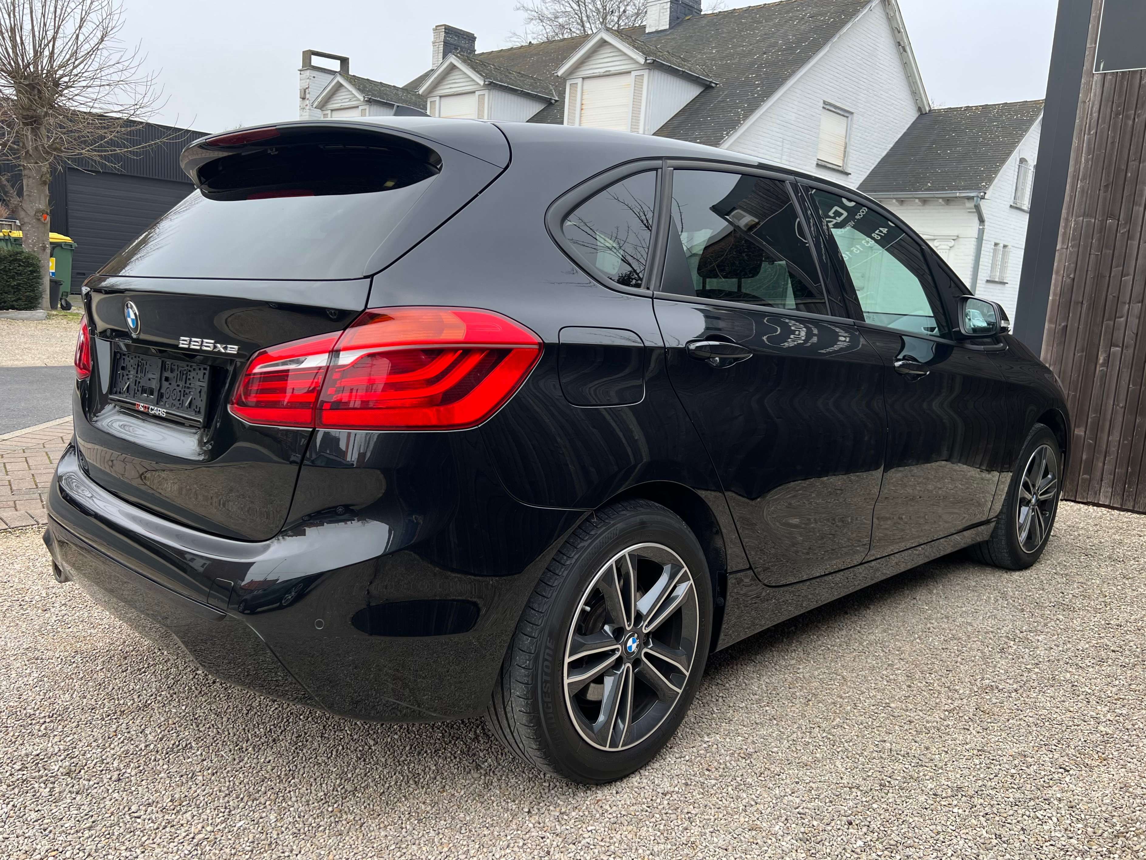 BMW 225 XE Active Tourer Sport Line NETTO: €15.694