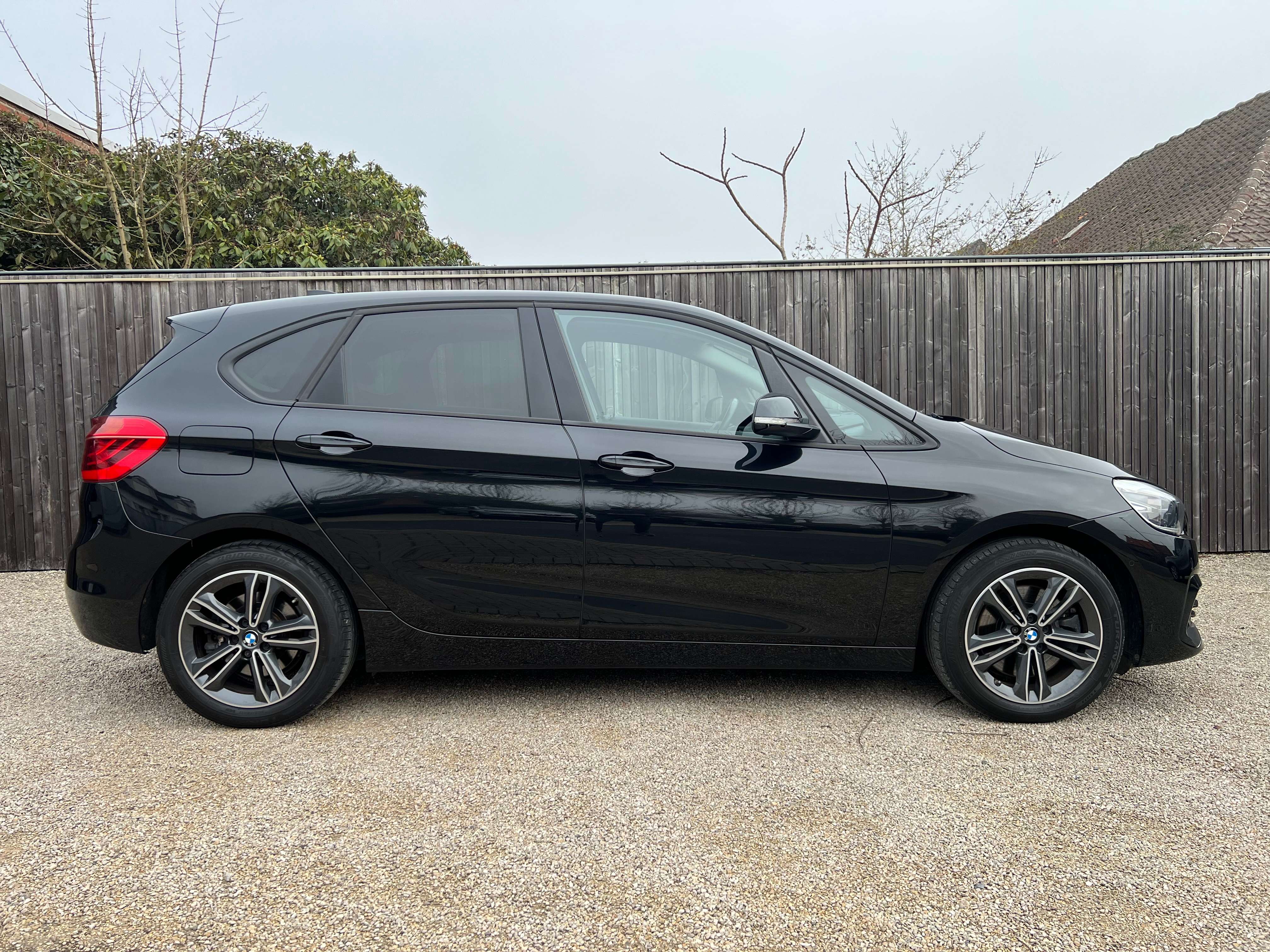 BMW 225 XE Active Tourer Sport Line NETTO: €15.694