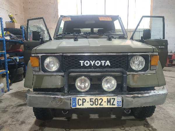 Toyota Land Cruiser LJ70 châssis court