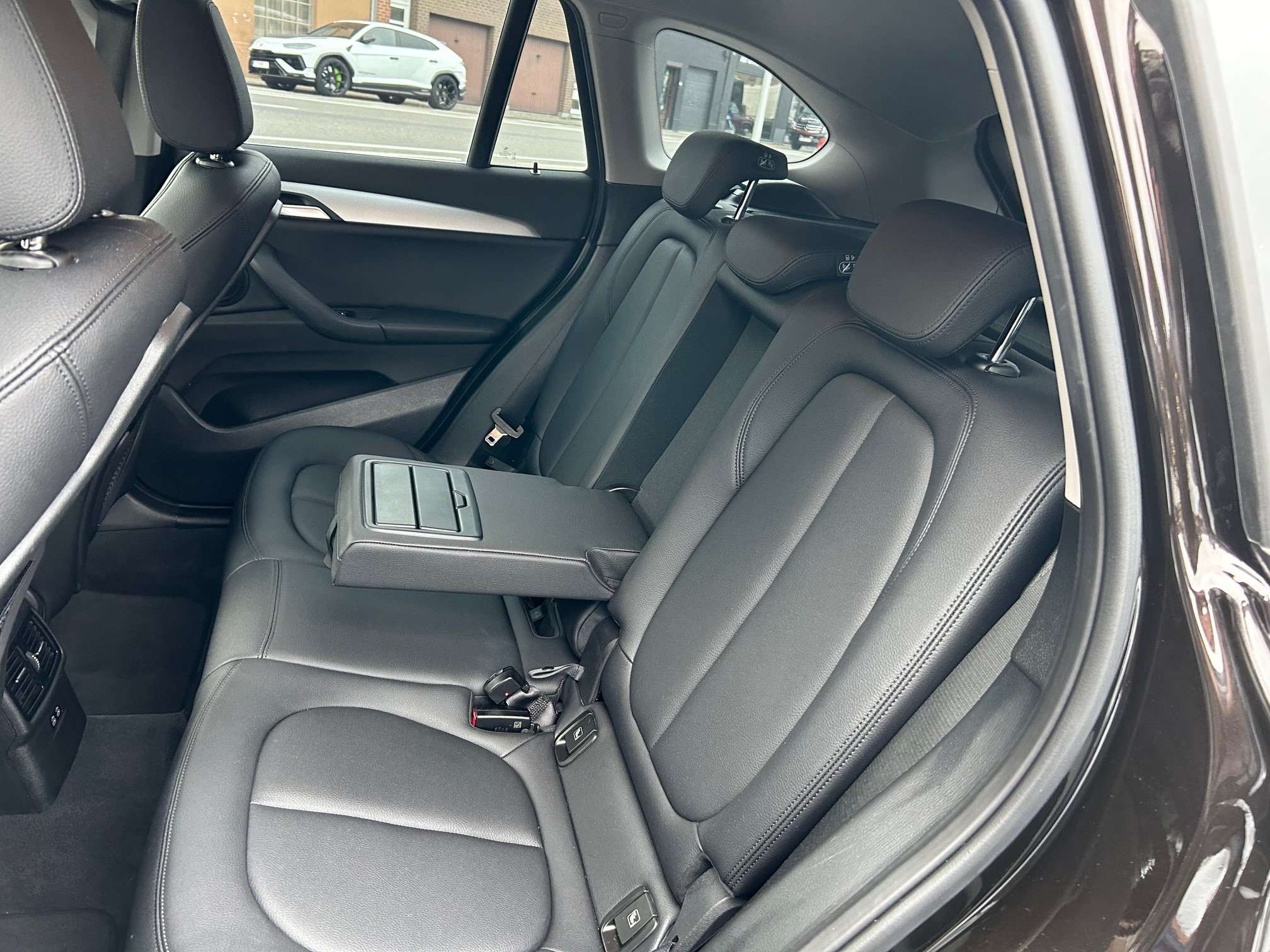 BMW X1 sDrive16dA Acc/Leder/Gps/Pdc/Dab/Bt *1j garantie*
