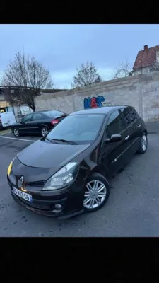 Renault Clio III (2) 1.5 DCI 90 INITIALE 5P ECO2