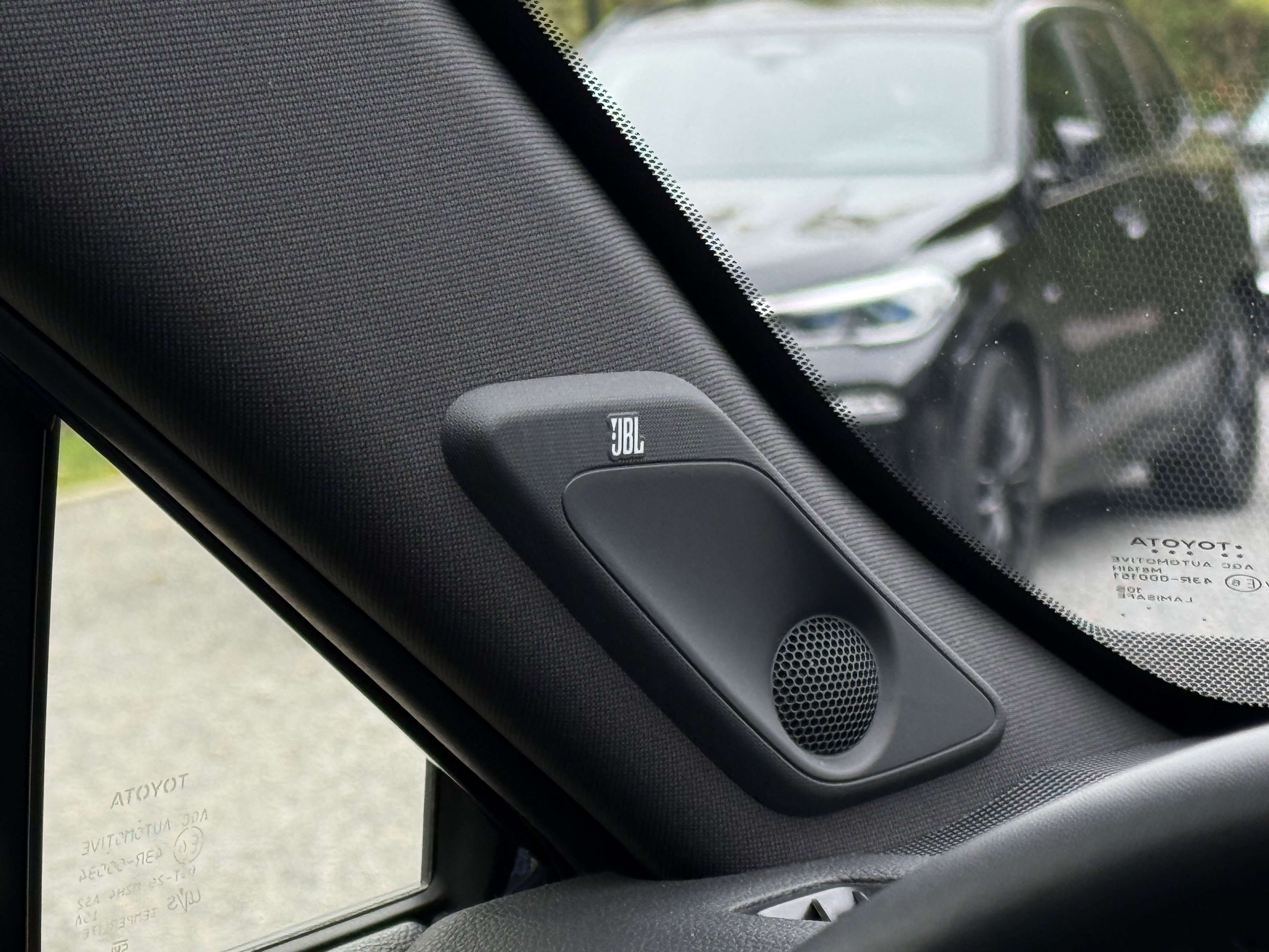 Toyota RAV 4 STYLE APPLE CARPLAY JBL SOUND 360° CAMERA