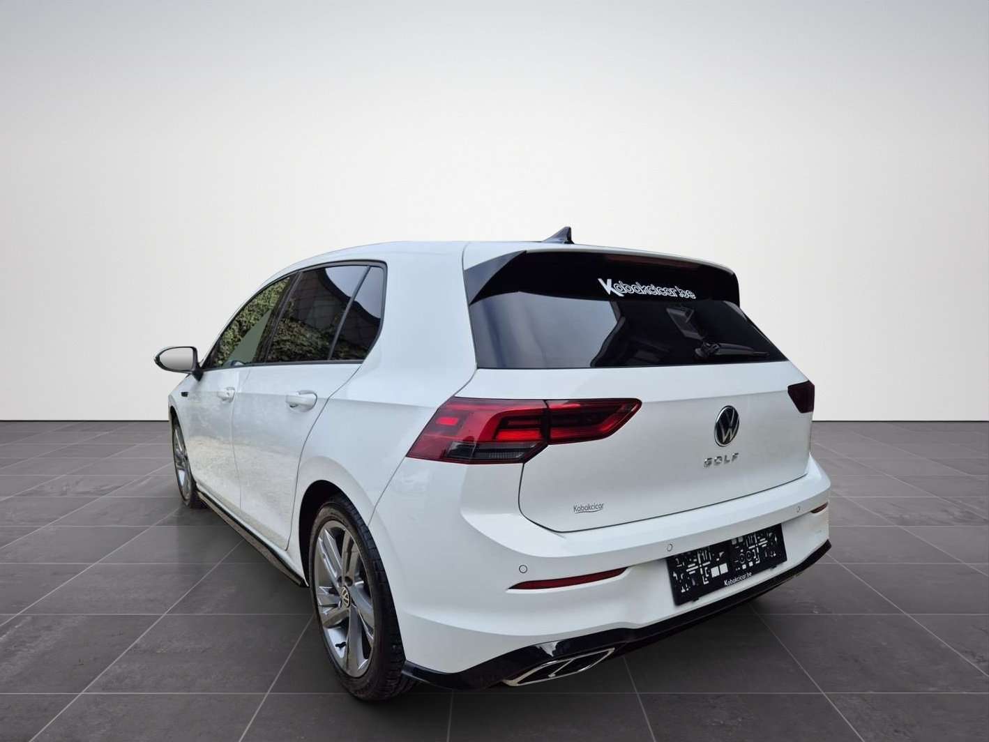 Volkswagen Golf 1.5 eTSI - Finition "R-Line" Berline Premium Accessible - Garantie 12 Mois avec Entretien Effectué - Zone LEZ Ok 12/2034