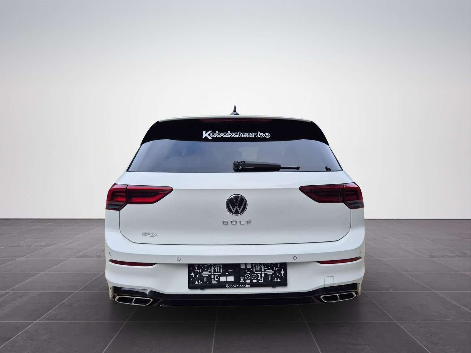 Volkswagen Golf 1.5 eTSI - Finition "R-Line" Berline Premium Accessible - Garantie 12 Mois avec Entretien Effectué - Zone LEZ Ok 12/2034