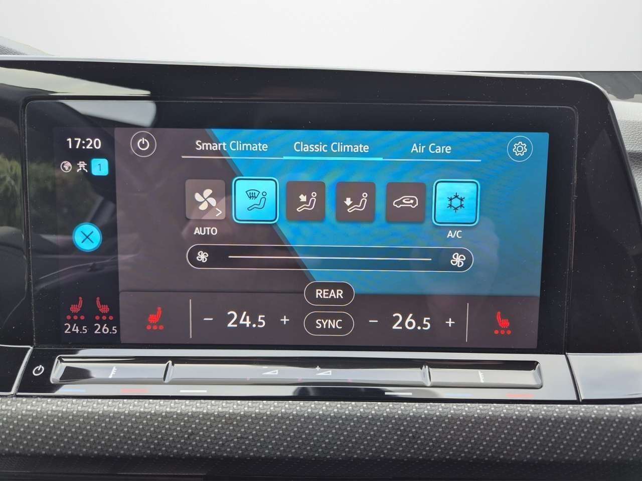Volkswagen Golf 1.5 eTSI - Finition "R-Line" Berline Premium Accessible - Garantie 12 Mois avec Entretien Effectué - Zone LEZ Ok 12/2034