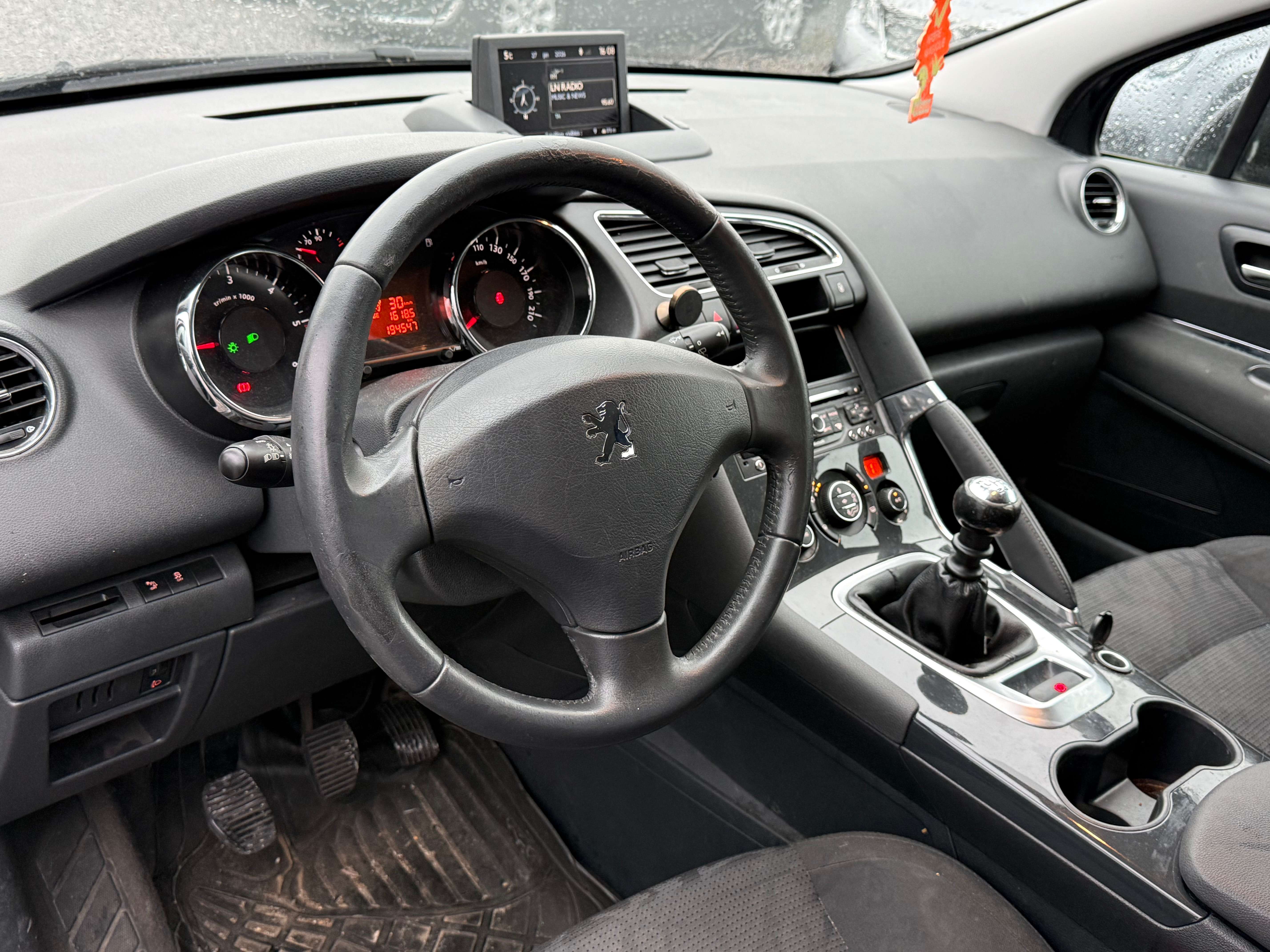 Peugeot 3008 3008 1.6 HDi Active - NAVIGATION - AIRCO