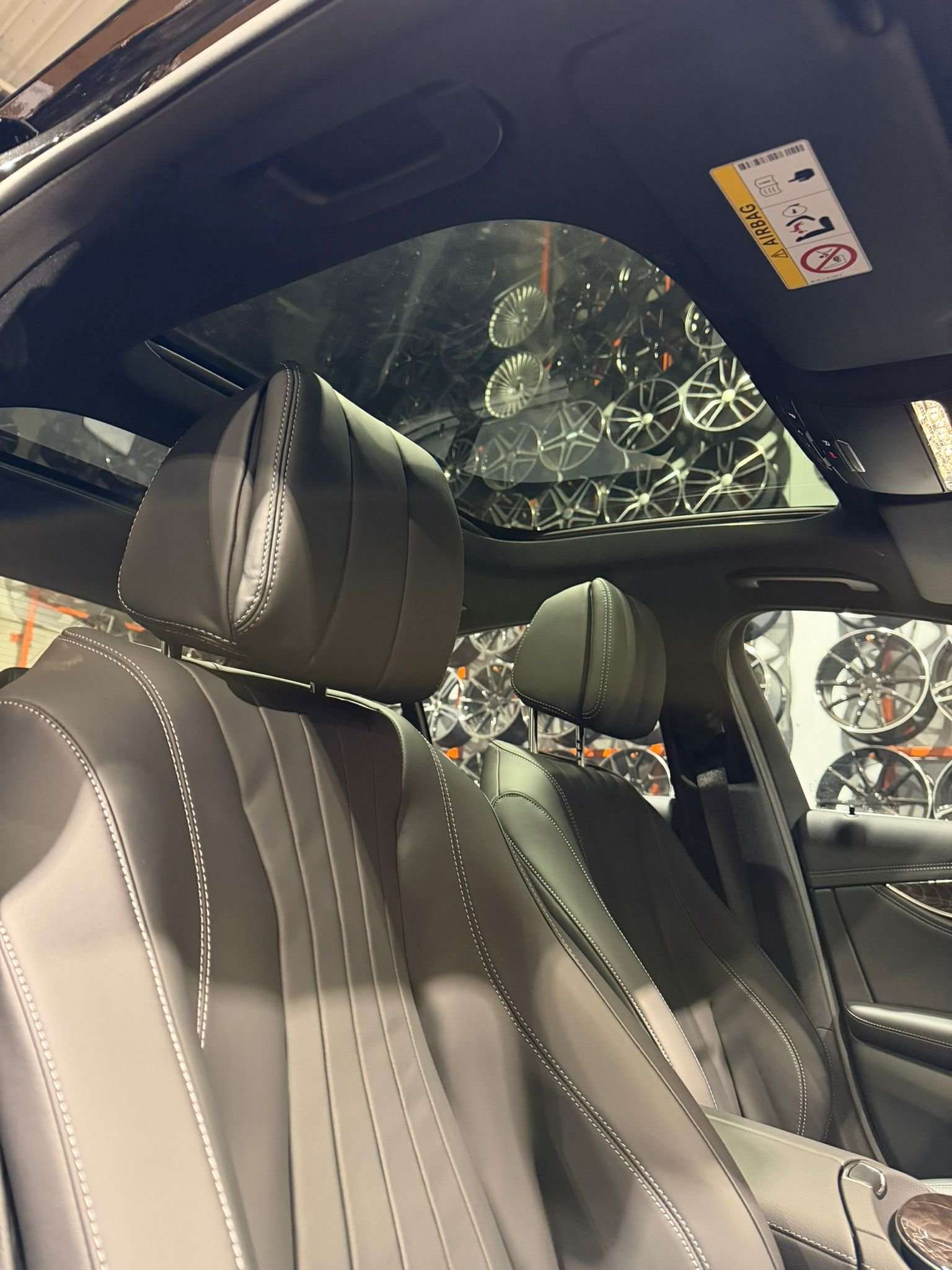 Mercedes-Benz E 300 E 300 e 4-Matic PHEV Exclusive Line