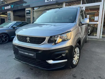 Peugeot Partner Rifter 1.5 Blue-Hdi 7Place Airco CarPlay GPS Régulateur Vitesses Carnet Garantie