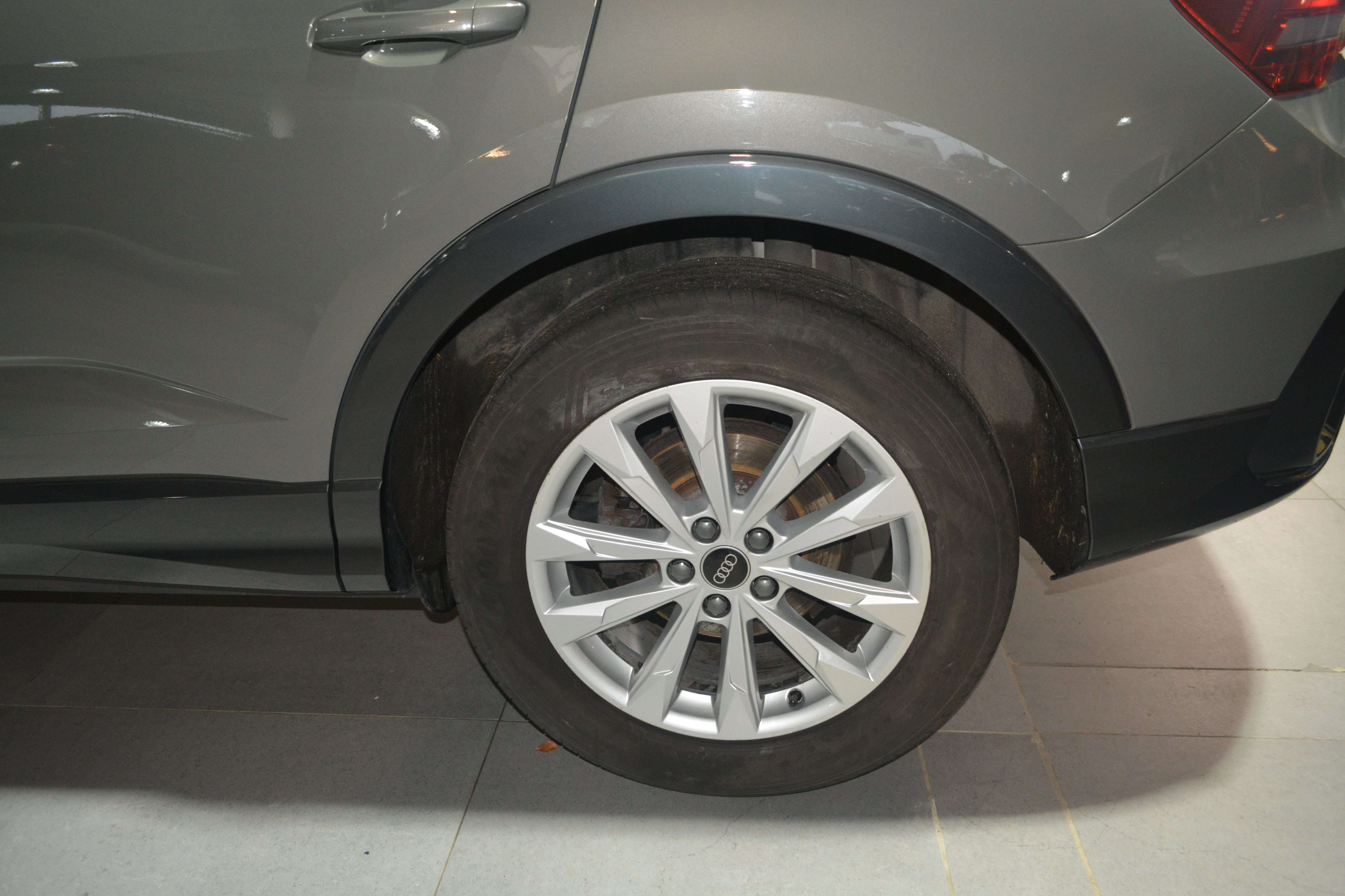 Audi Q3 Q3 35 TFSI Attraction SPORTBACK / S-LINE / SPORTZ. / NAV