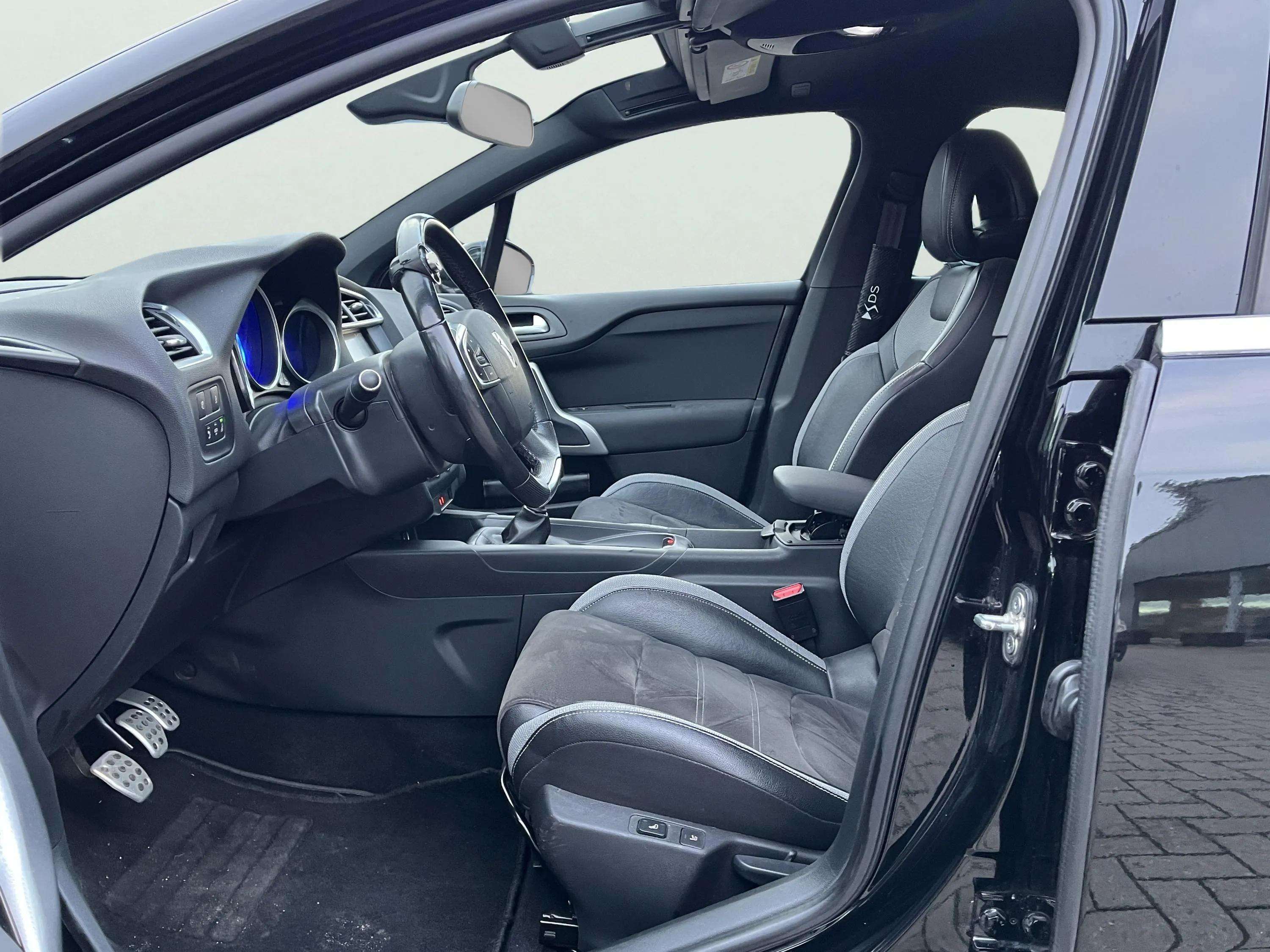DS Automobiles DS 4 DS 4 1.2 PureTech Sport Chic S *GARANTIE*