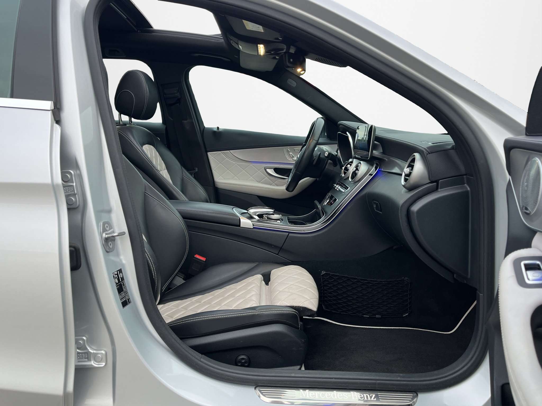 Mercedes-Benz C 300 de PHEV *FULL - PANO - MEMORY - HD - BURMESTER