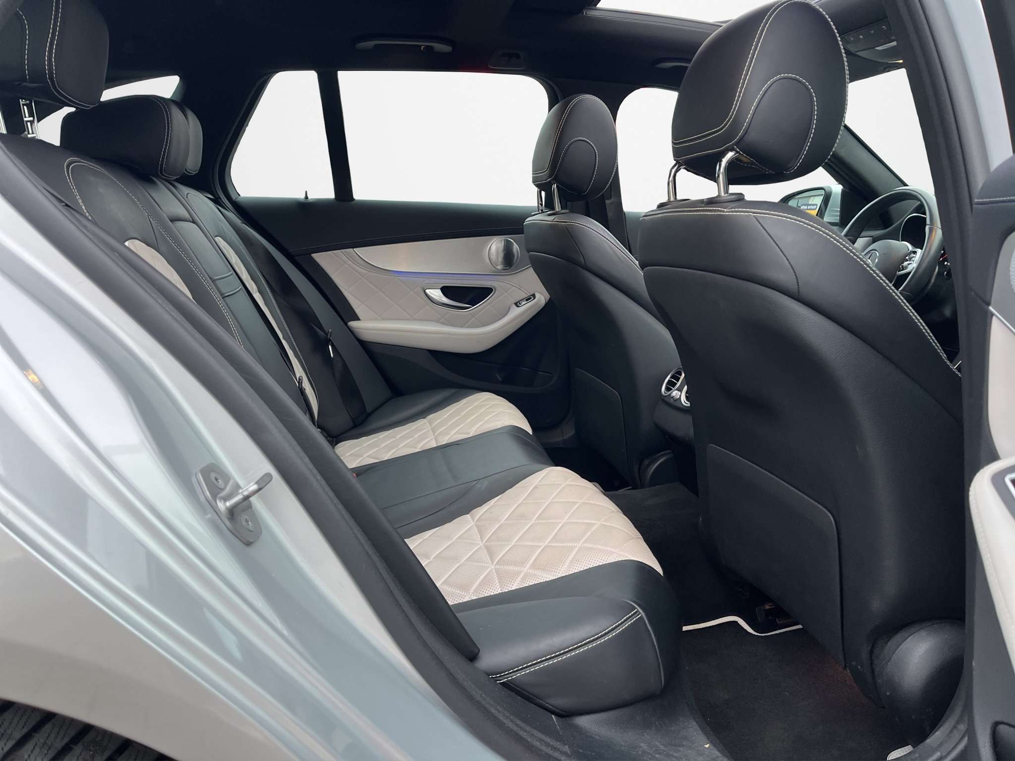 Mercedes-Benz C 300 de PHEV *FULL - PANO - MEMORY - HD - BURMESTER