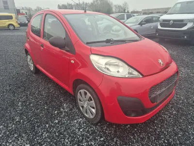 Peugeot 107 1.0i Access//DEGATS CARROSSERIE/MARCHAND OU EXPORT
