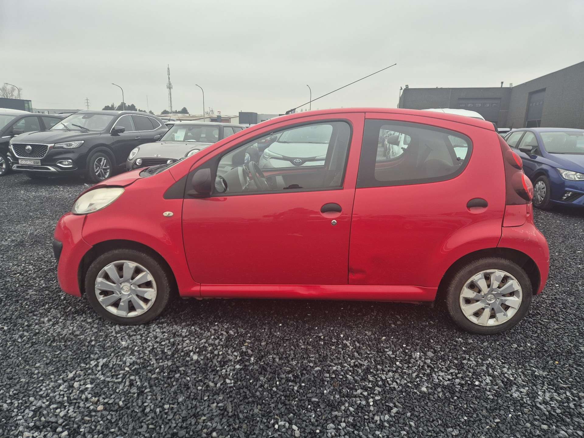 Peugeot 107 1.0i Access//DEGATS CARROSSERIE/MARCHAND OU EXPORT