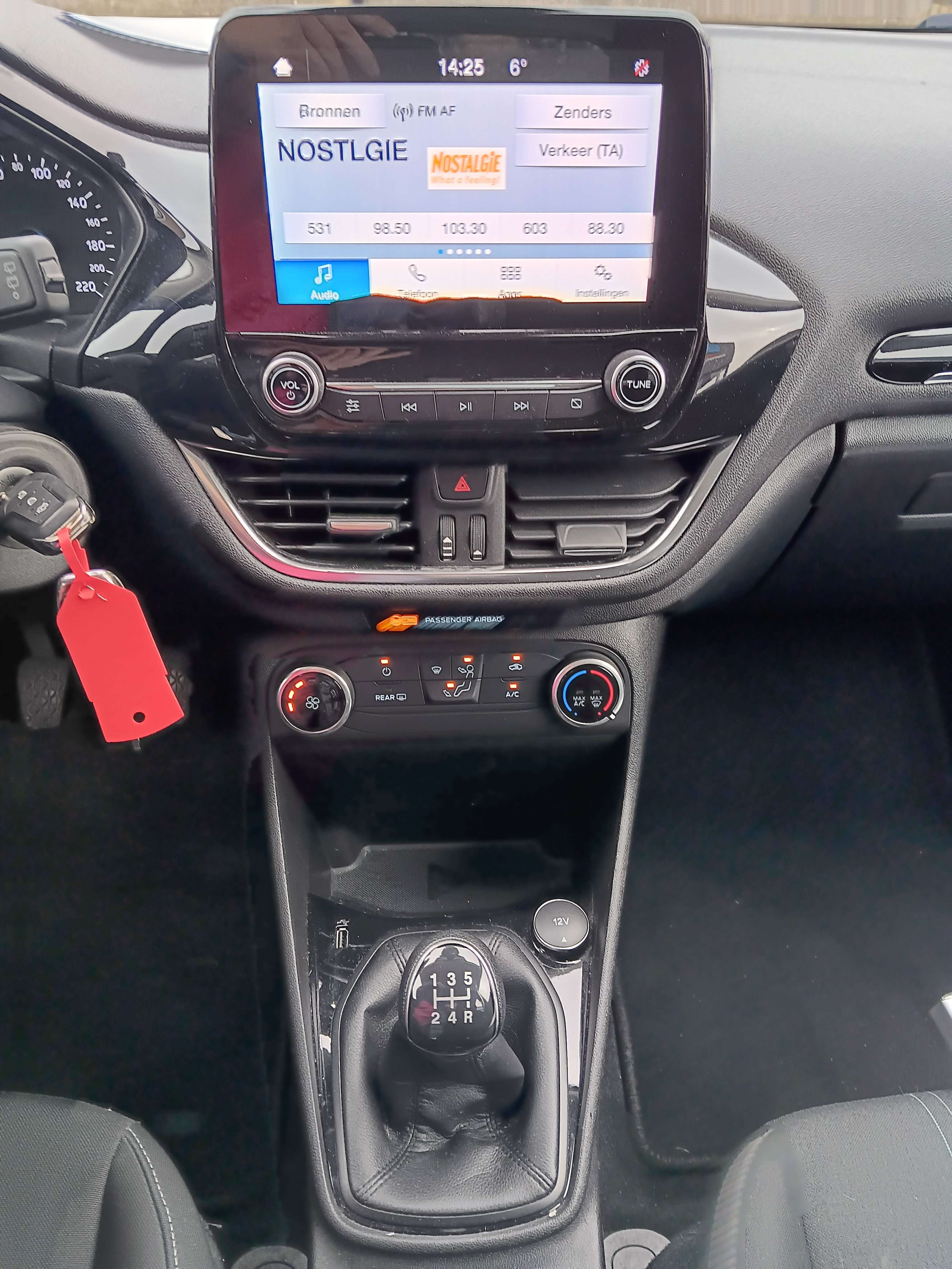 Ford Fiesta Fiesta Business Class 1.1 benz bj. 09/2019 75021 k