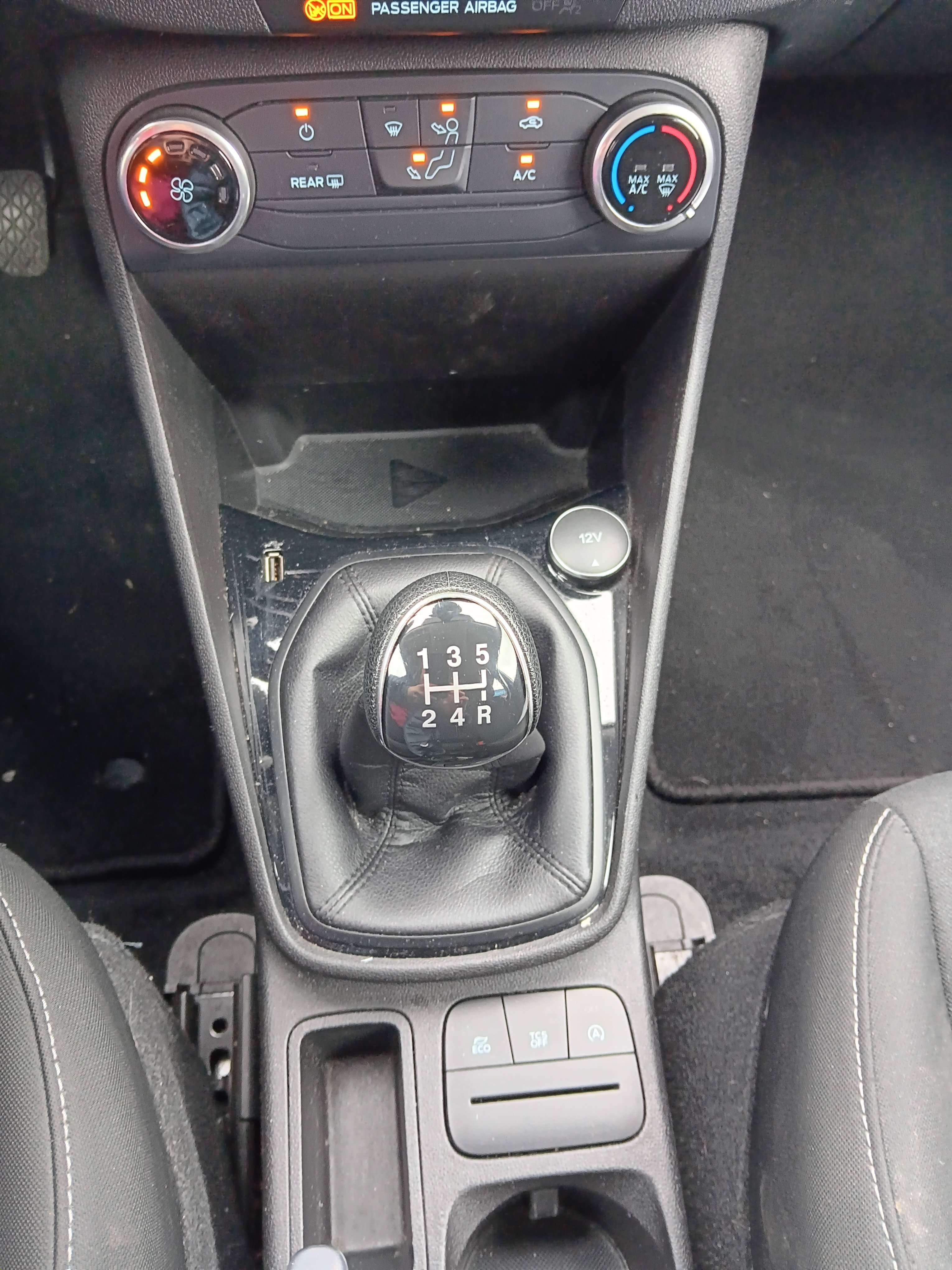 Ford Fiesta Fiesta Business Class 1.1 benz bj. 09/2019 75021 k