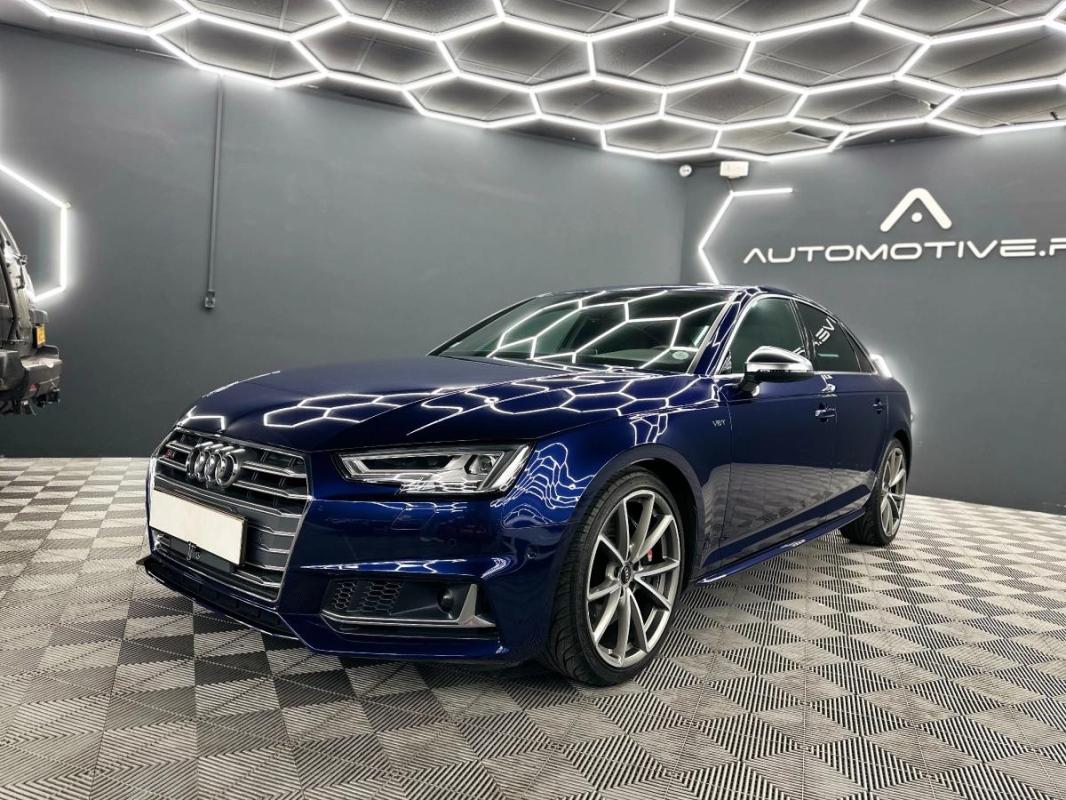 Audi S4 3.0 TFSI 354 QUATTRO BERLINE TIPTRONIC 8