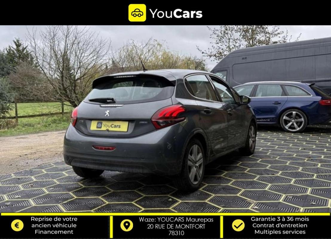 Peugeot 208 Phase 2 1.6 100 cv - ENTRETIEN A JOUR RIEN PREVOIR RADAR DE RECUL MOTEUR FIABLE