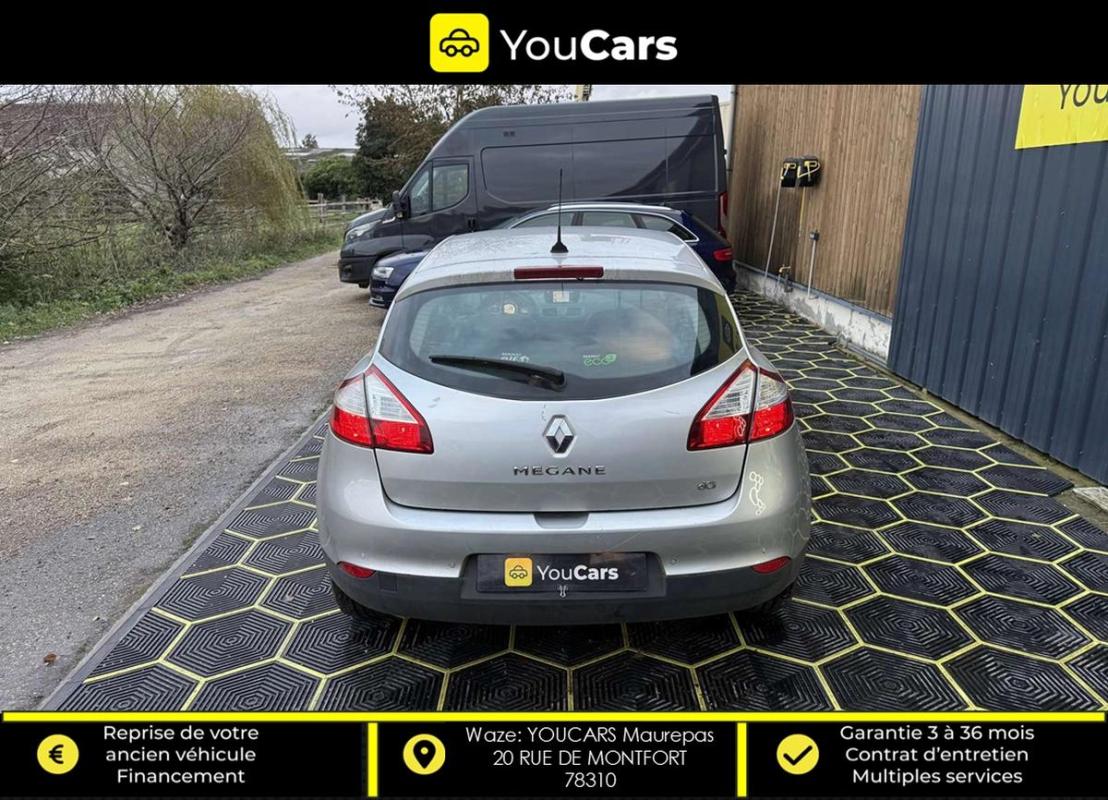 Renault Megane III BOSE Phase 2 1.6 dCi FAP 130 cv INTERIEUR SEMI CUIR CHAINE DE DISTRIBUTION