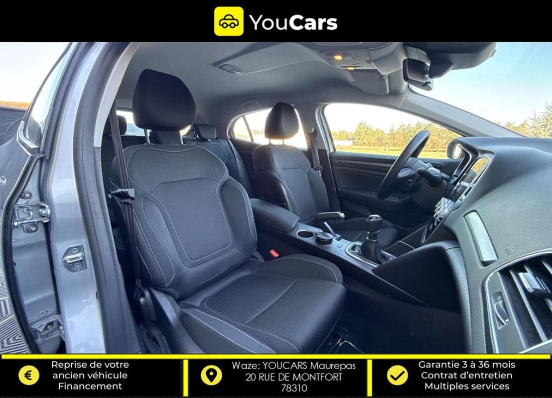 Renault Megane 4 IV Phase 2 Hatchback 1.5 Blue dCi 115 cv ENTRETIEN A JOUR APPLE CARPLAY