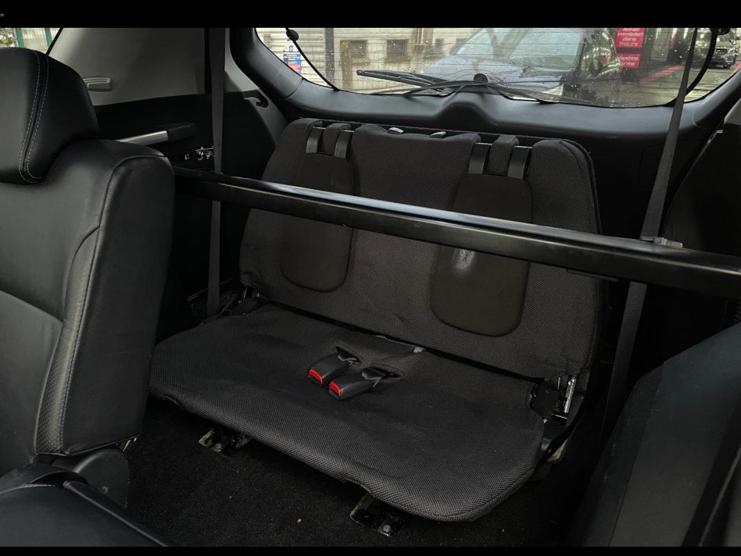Peugeot 4007 2.2 HDi 16V 156ch FAP Premium Pack DCS6