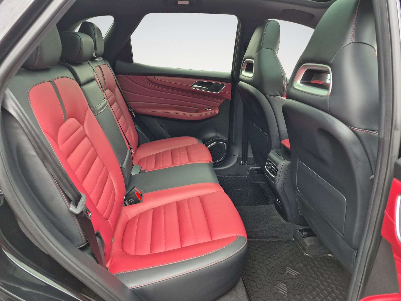 MG EHS PHEV 1.5 Turbo Luxury Full - SUV Hybride Rechargeable Economique - Garantie 12 Mois avec Entretien Effectué - Zone LEZ Ok