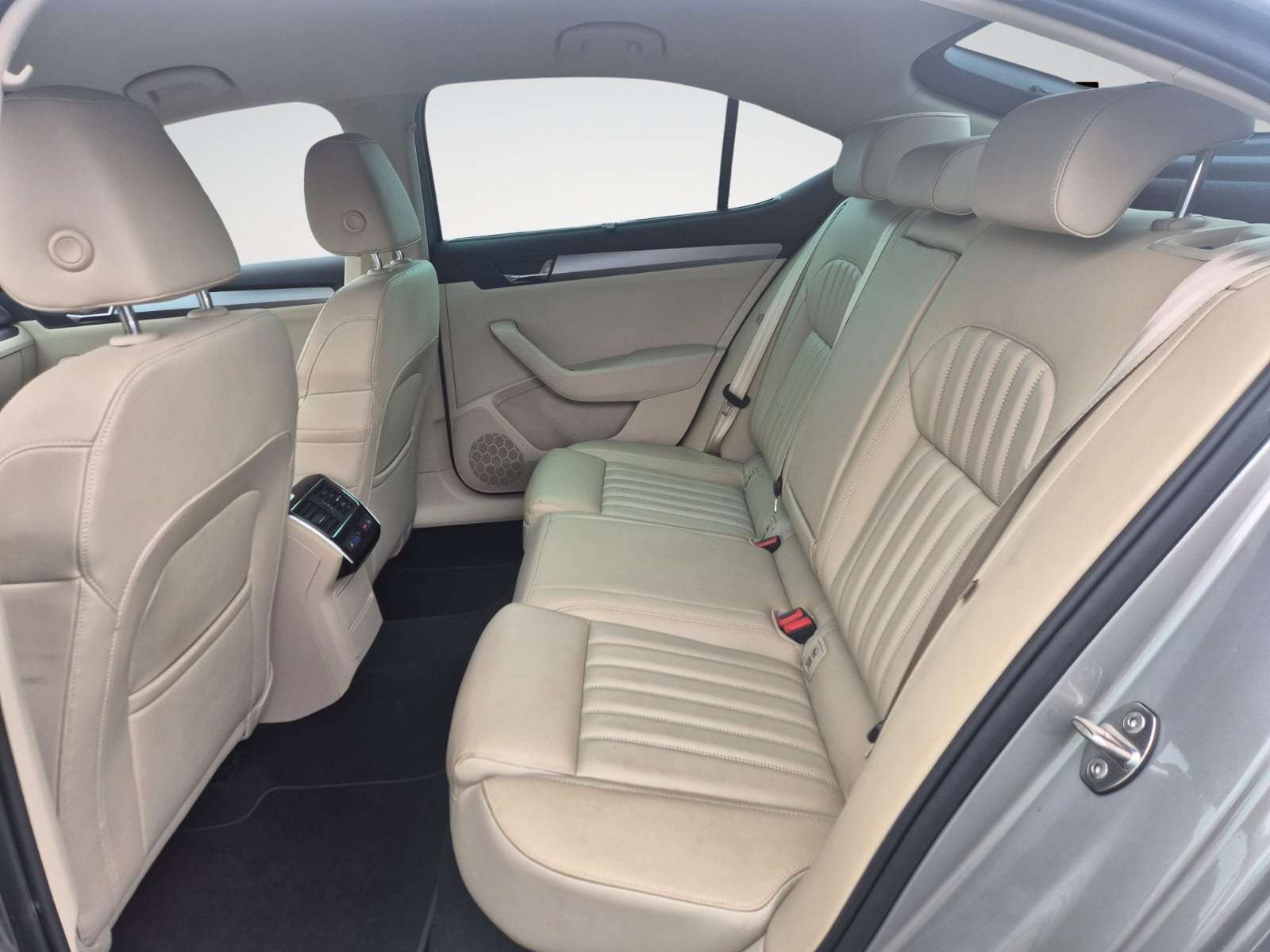 Skoda Superb 1.4 TSI ACT Active DSG//17.000 KM//GARANTIE 12M