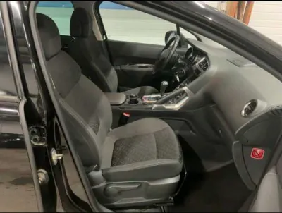 Peugeot 3008 HDi boîte automatique pack business