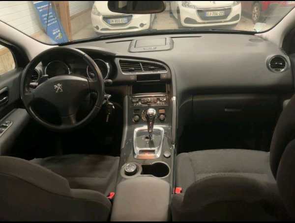 Peugeot 3008 HDi boîte automatique pack business