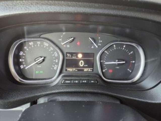 Peugeot Expert // GPS // ATTELAGE // CARPLAY // REGULATEUR //