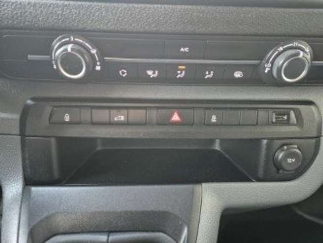 Peugeot Expert // GPS // ATTELAGE // CARPLAY // REGULATEUR //