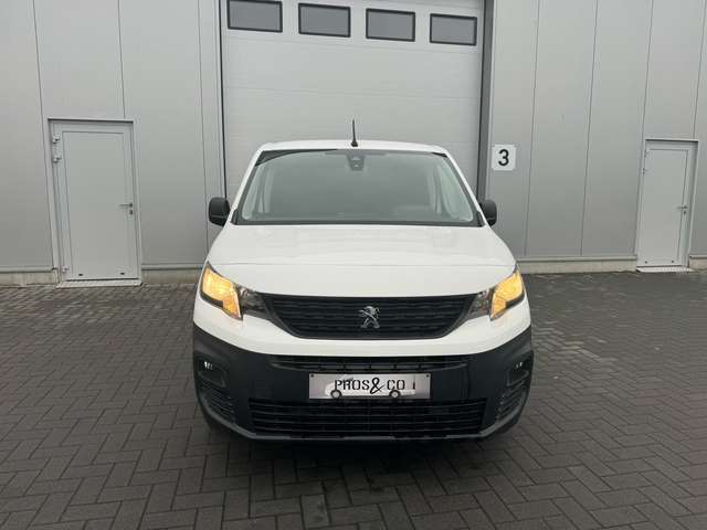 Peugeot Partner CAMERA / BLUETOOTH / REGULATEUR / TVA RECUPERABLE