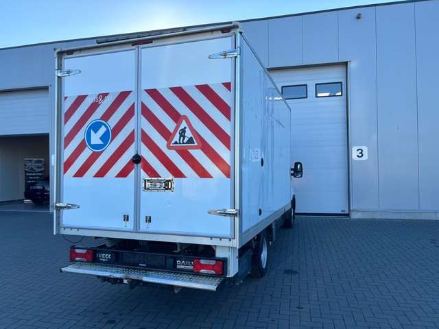 Iveco Daily // BOITE AUTO // TVA DEDUCTIBLE // 1 ER MAIN