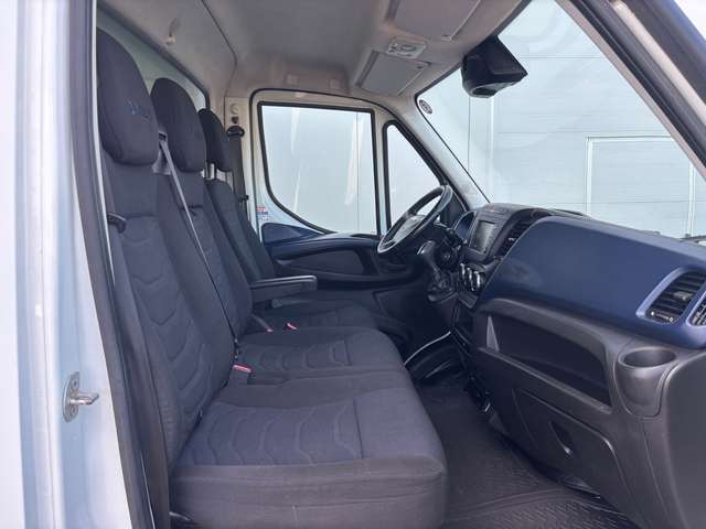 Iveco Daily BOITE AUTO // TVA RECUPAREBALE // 1 ER MAIN