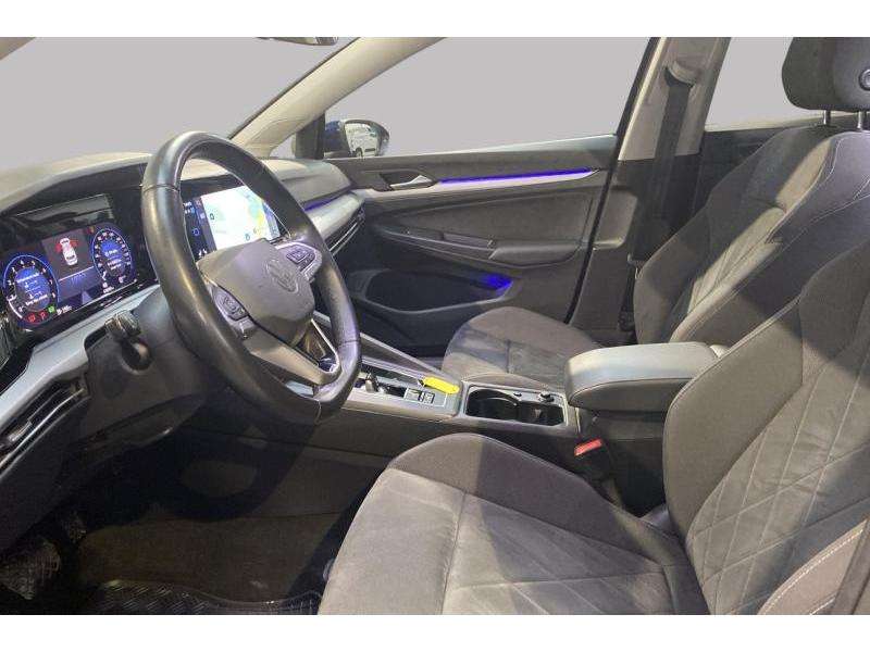 Volkswagen Golf VIII Life 1.0 eTSI DSG