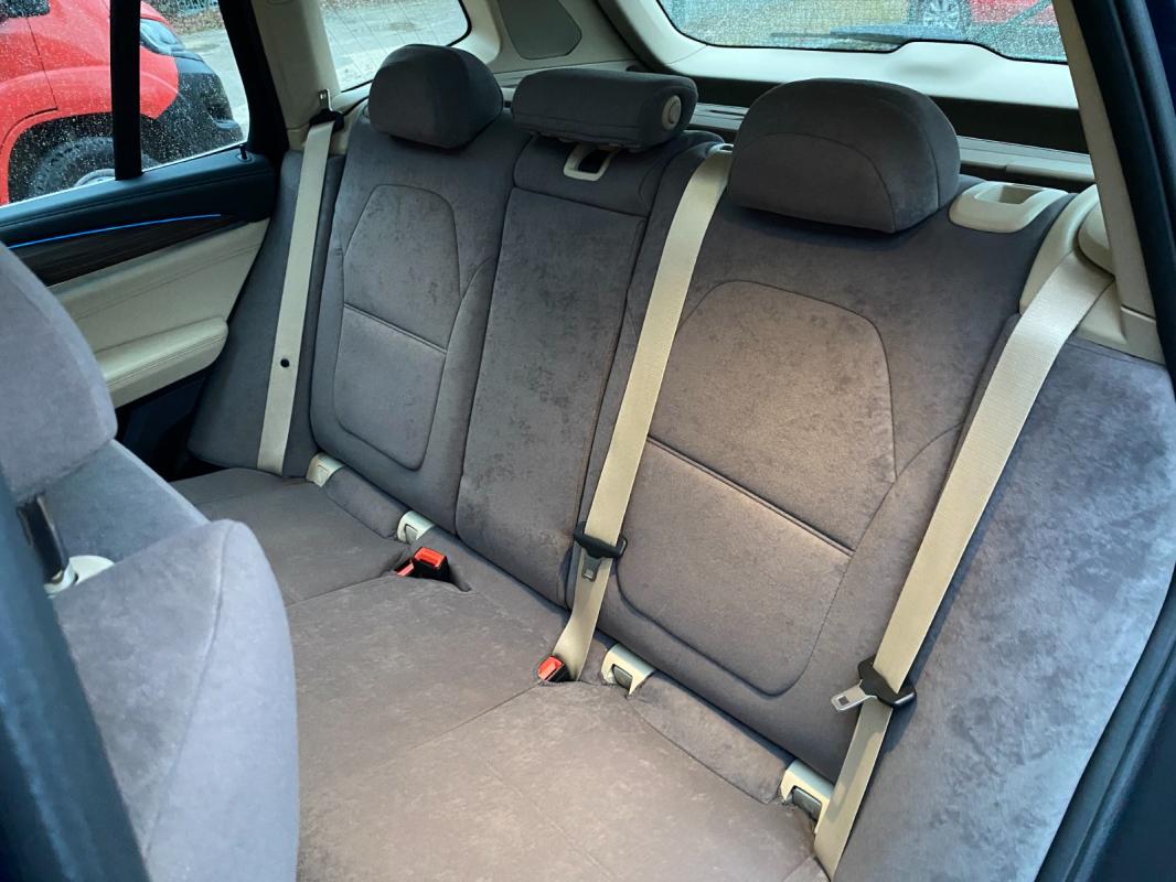 Bmw iX3 286 ch BVA8 Impressive - 2021 83 000 km Garantie Sièges cuire sous housse de protection