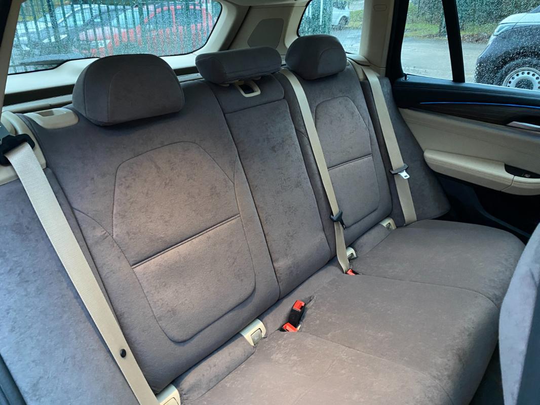 Bmw iX3 286 ch BVA8 Impressive - 2021 83 000 km Garantie Sièges cuire sous housse de protection