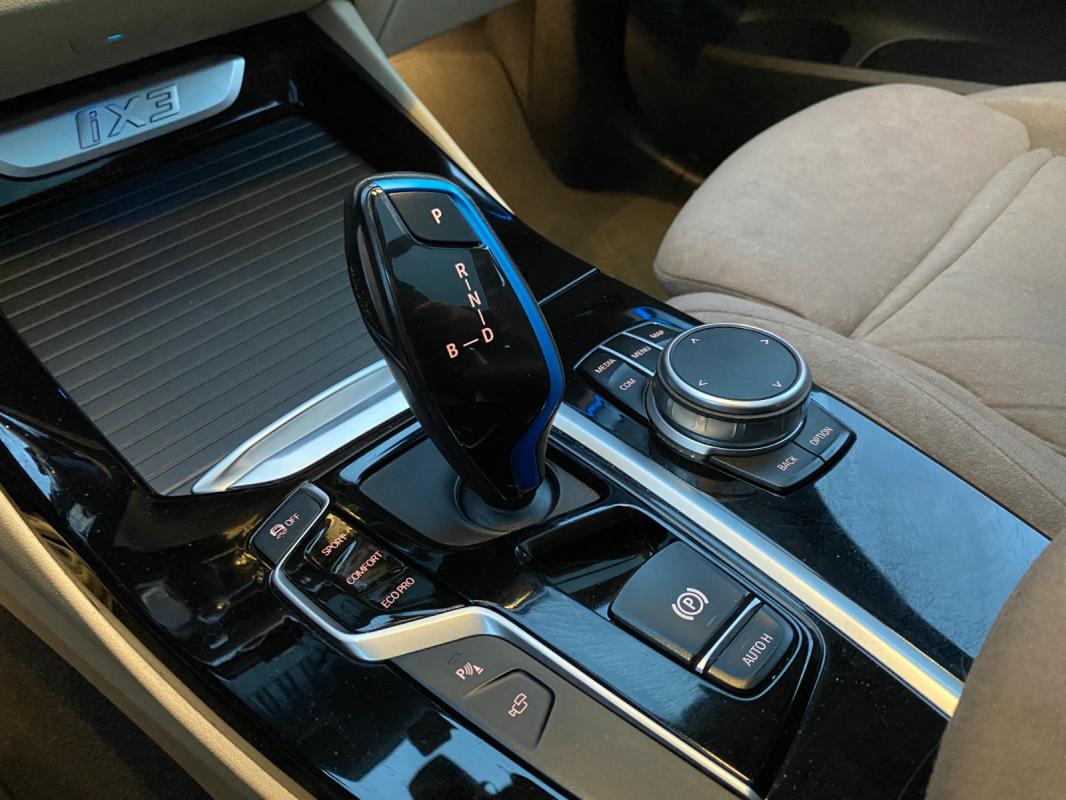 Bmw iX3 286 ch BVA8 Impressive - 2021 83 000 km Garantie Sièges cuire sous housse de protection